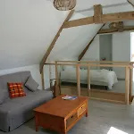 La Maison Periot Bed and breakfast