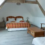 La Maison Periot Bed and breakfast