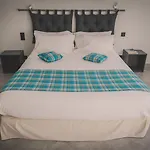 Bed and breakfast La Maison Periot 3*