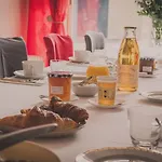 La Maison Periot 3*