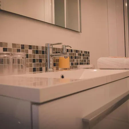 فندق مبيت وإفطار La Maison Periot