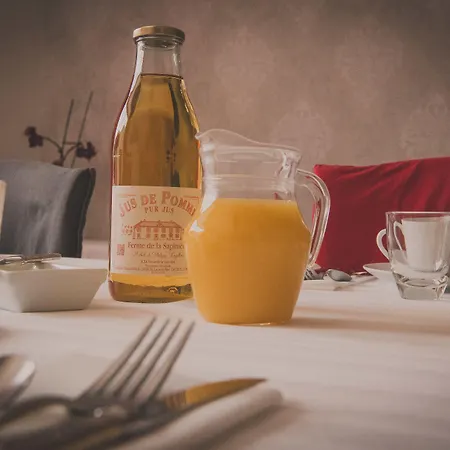 La Maison Periot Bed & Breakfast Trevieres