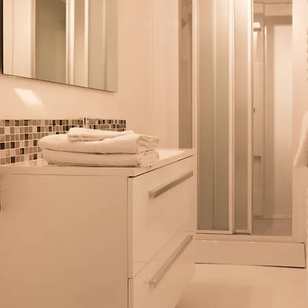 La Maison Periot Bed & Breakfast