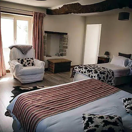 La Maison Periot فندق مبيت وإفطار Trevieres