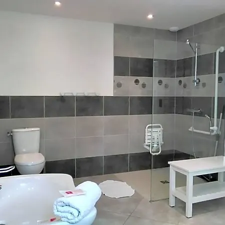 La Maison Periot 4*