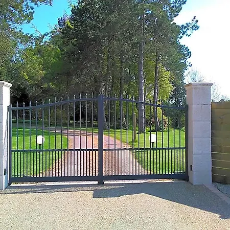فندق مبيت وإفطار La Maison Periot Trevieres