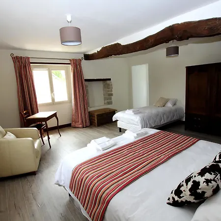 Frühstückspension La Maison Periot 4*