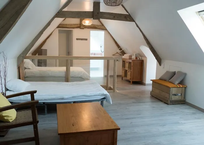 拉梅森佩里奥酒店 住宿加早餐酒店 Trevieres