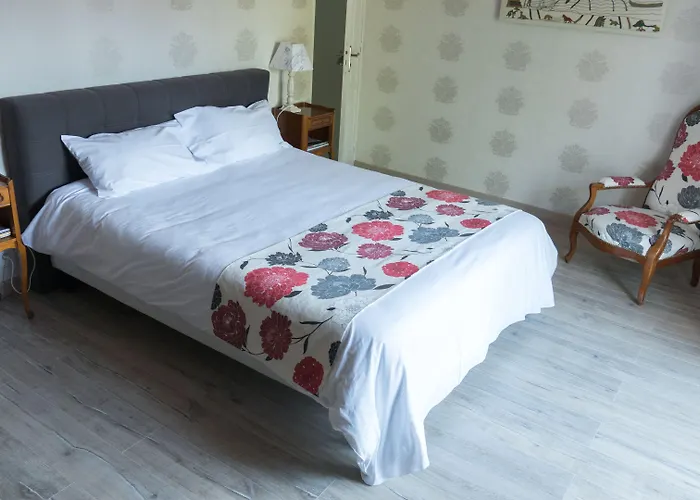 La Maison Periot Bed & Breakfast Trevieres