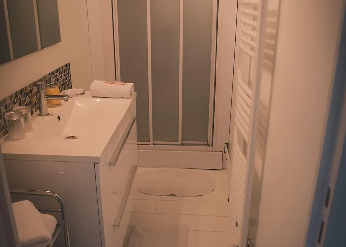 La Maison Periot Bed & Breakfast Trevieres