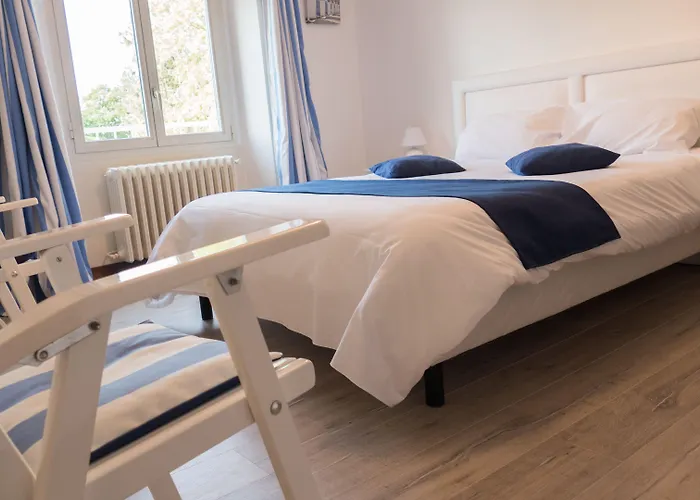 La Maison Periot Bed & Breakfast Trevieres