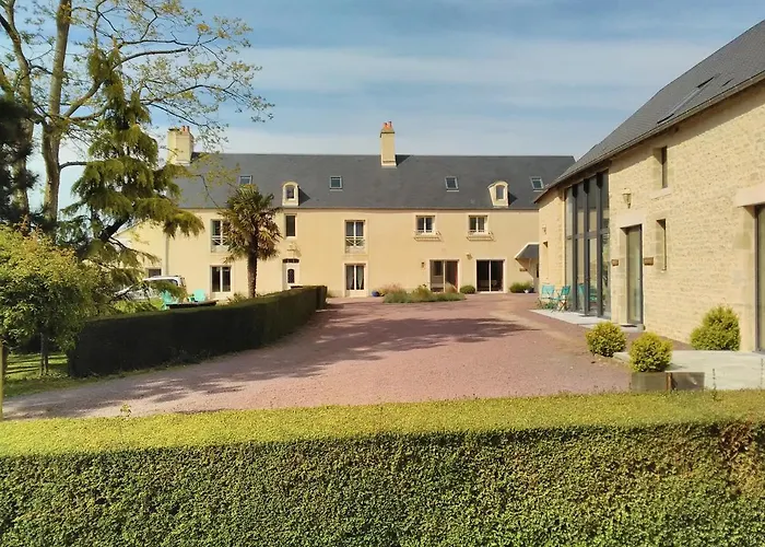 Bed & Breakfast La Maison Periot Trevieres